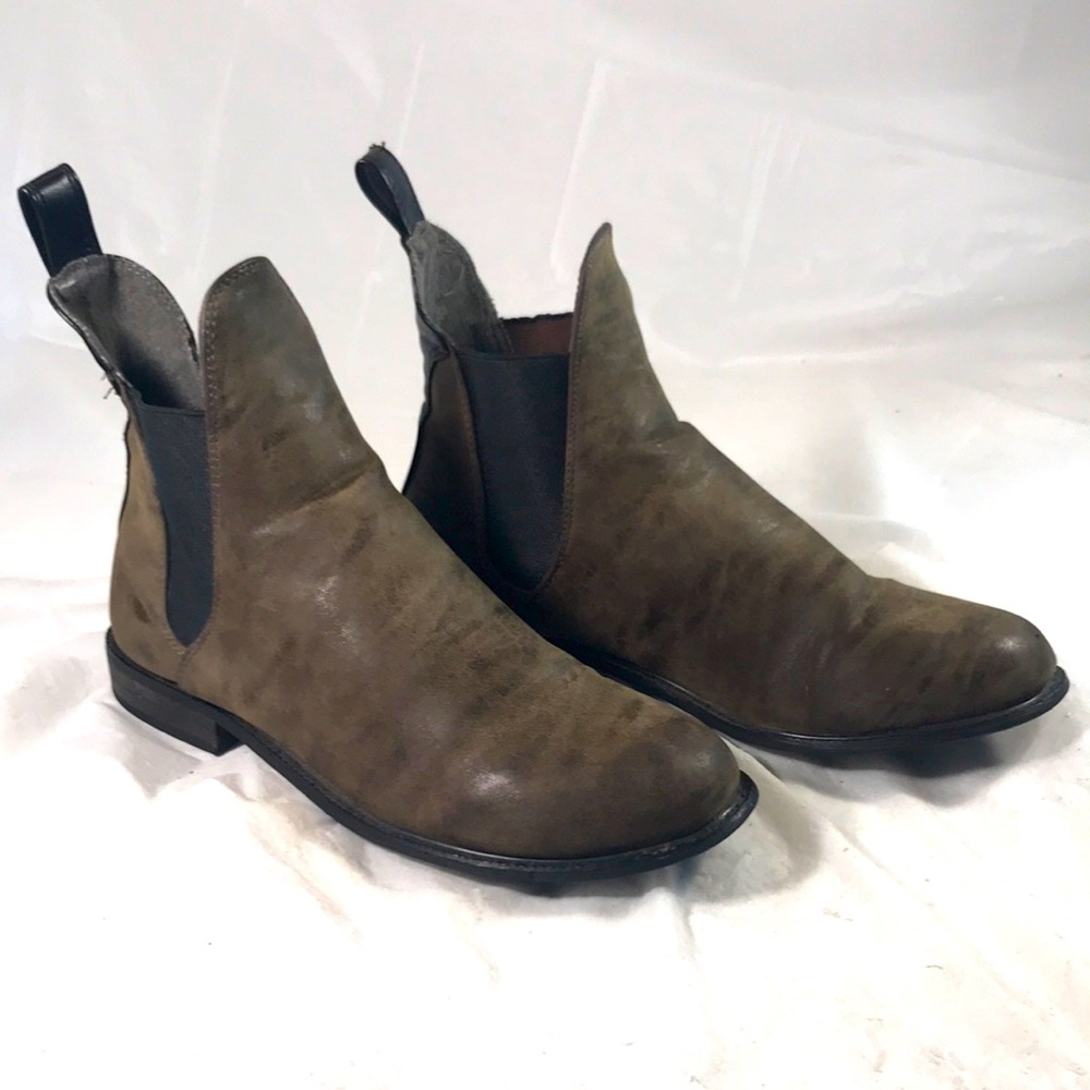 Womens Grunge Gray Faux Distressed Leather Pull on Chelsea Ankle Boots Unbranded